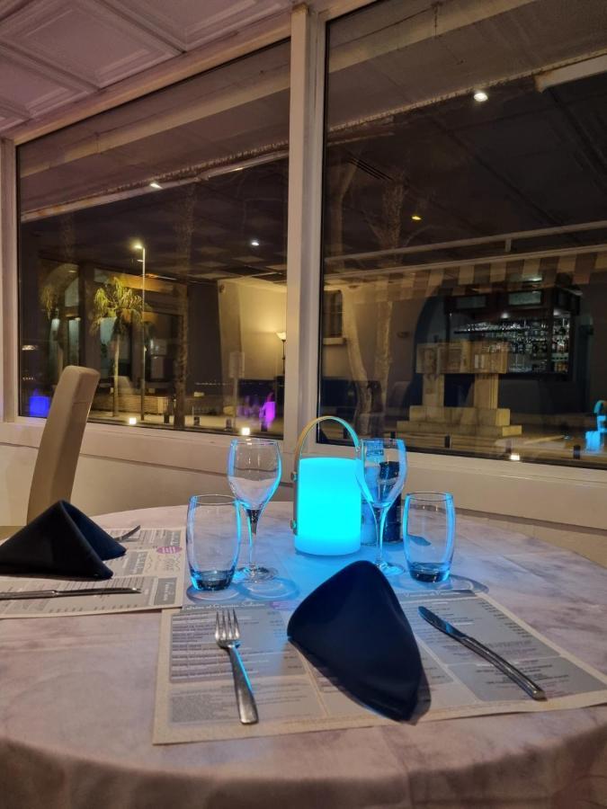 Hotel Restaurant Miramar L'Orchidee La Ciotat Eksteriør billede